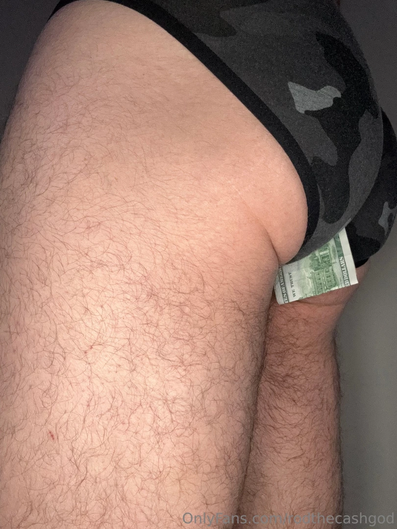 Put 100 in my godly ass 