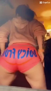 Baby come play and make custom requests your fantasy is my main