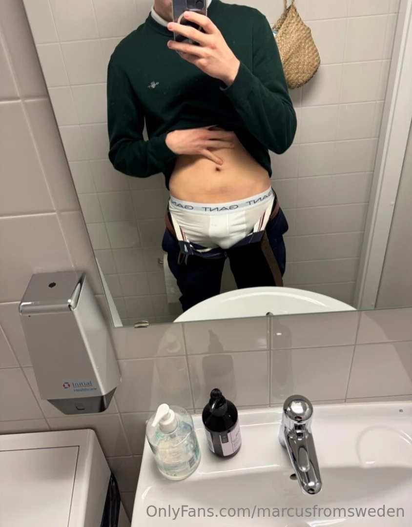 I really need a work daddy twink to accompany during lunch breaks part 3 