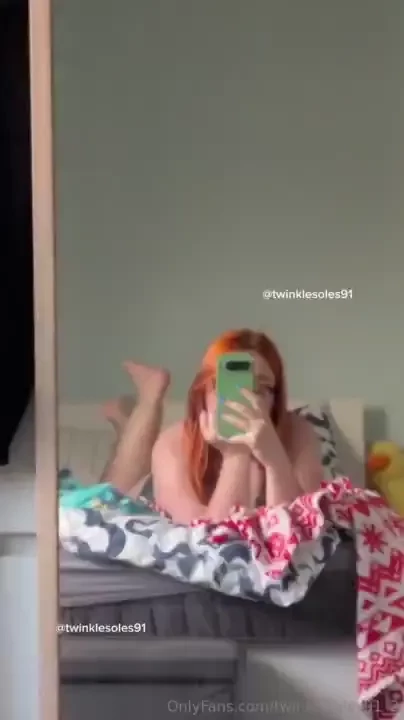 Just laying around thinking about all the ways i can make you 