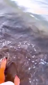 Portami ovunque portami al mare portami dove non serve sognare