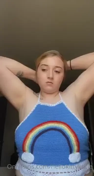 I am too hot for clothes 