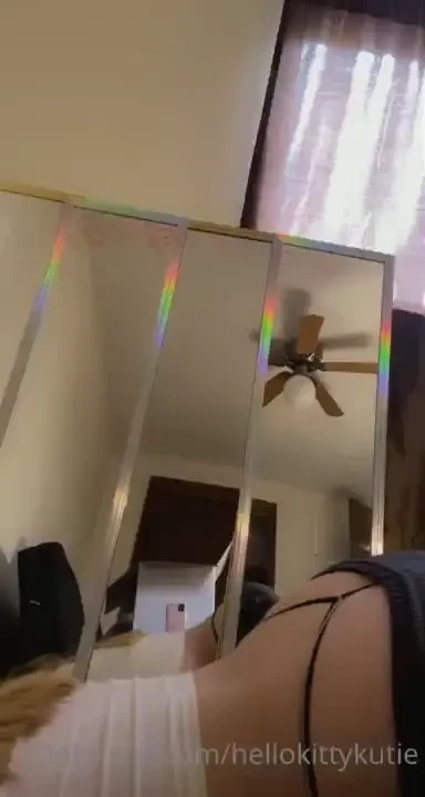 Victoria secret got the cutest thongs 