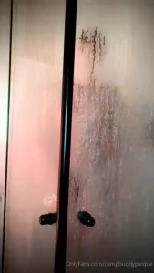 Hey you were there come in the water is great leave a tip on this