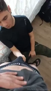 Un video de hace un tiempo con un rico twink aguant y se fue llenito