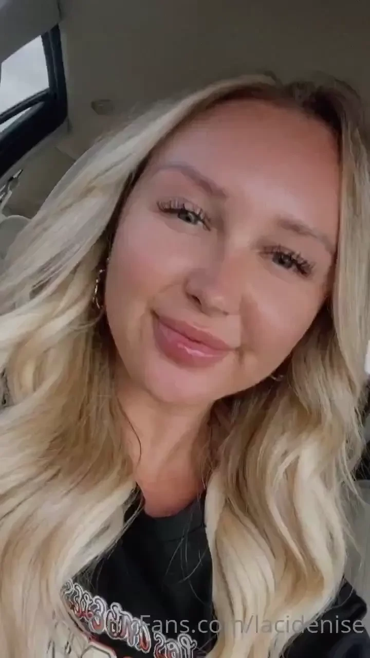 Hey babes first off i want to apologize to my vip s for not being able 