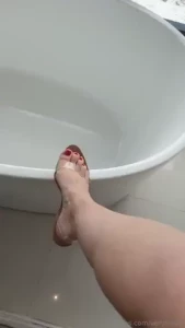 Would you like to see me taking a bathtub part 1