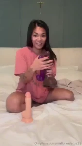 I did some experimenting and got my pussy stretched wide