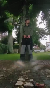 Just having a wank in the middle of the city on my morning walk p