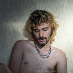 Come sit on your cool sleazy boyfriend on the cold kitchen floor part 10