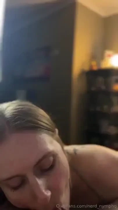 I love giving extremely sloppy bjs 