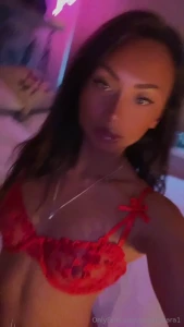 Do you think i look hot in red watch me suck his dick