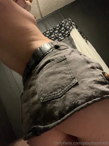 I am taking custom requests please dm me any solo content you re part 3