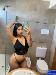 Non puoi fare a meno di guardare vuoi sapere cosa succeder dopo