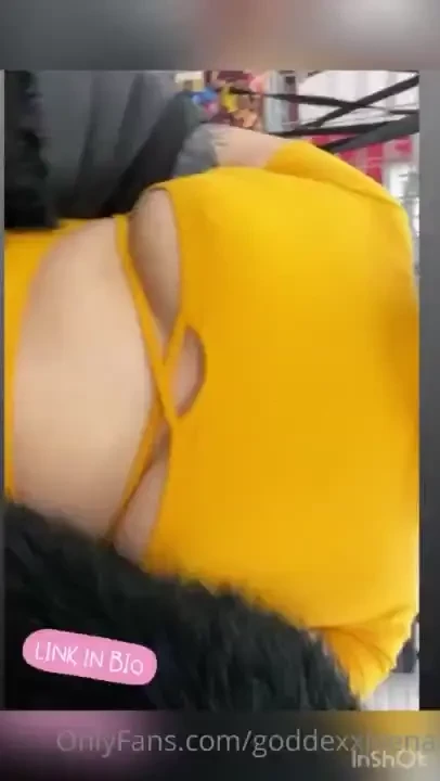 Mamis titties are getting so big and heavy enough to need a massage part 2 