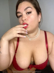 Santa is coming and i love gifts what do you want to receive this