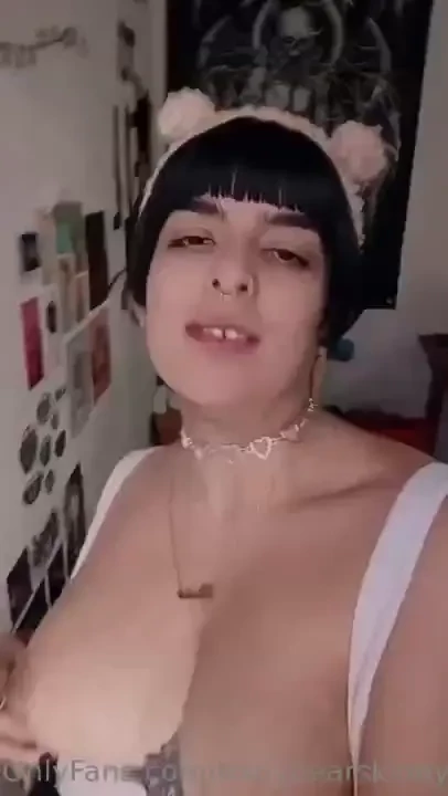 Cumeame toda mi carita de oso part 1 