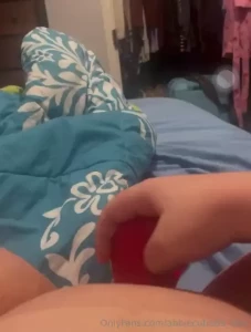 Happy fuck friday here s a little preview of my sex toy review wanna