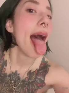 The making of an instagram aha face video without sound it s kind of