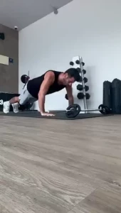 Preparing the return and making the cock very muscular