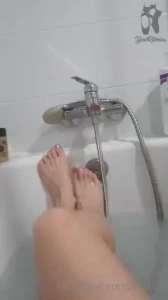 Dandome un buen ba o relajante con espumita y agua calentita