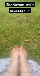 My feet again and me cause i know quite a few of you just can t get part 1