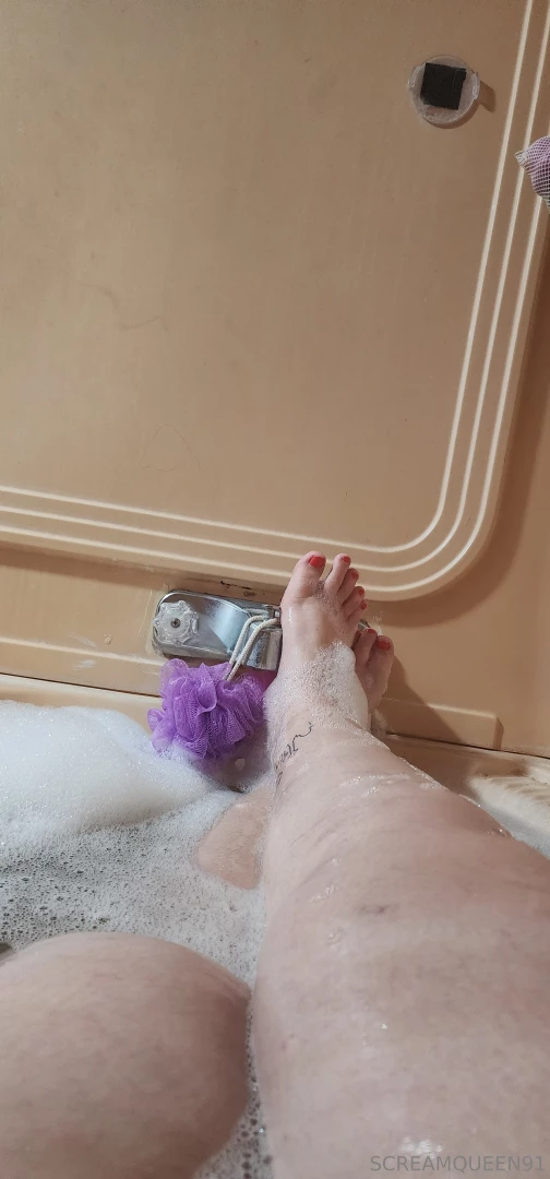 What are yall doing my little whore 