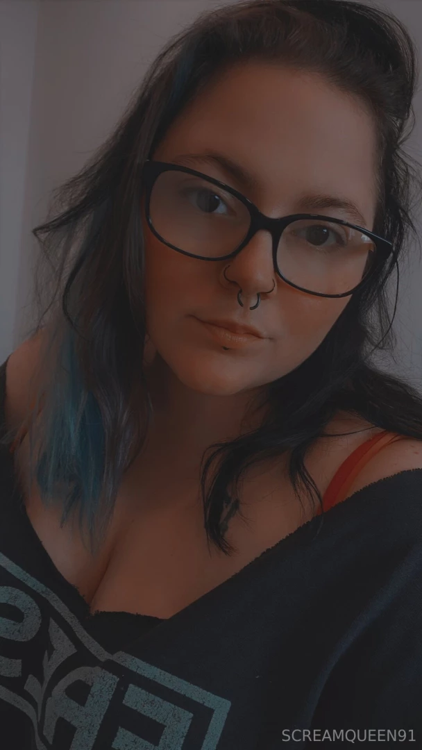 Happy tuesday you sexy fuckers remember if you want to send pictures 