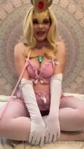 Pregnant princess peach is back i definitely got into character for