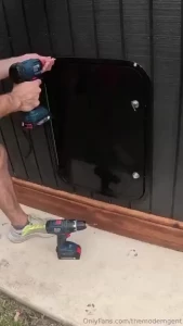 Made an insulated battery compartment for the lights