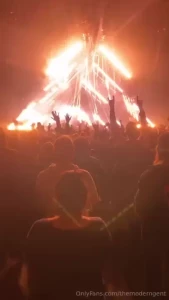 Queens of the stone age put on a great concert