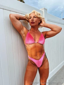 Message me now i have something wild to show you