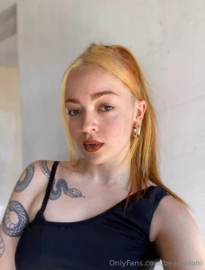 Il mio sguardo il tuo unico invito pronto a seguirlo