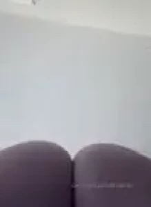 Weekly hump day vid the phone makes a great seat