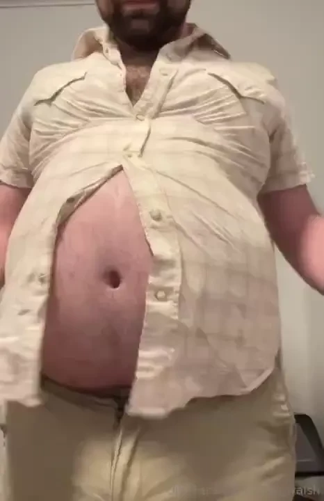 Fat n burpy trying on tight clothes again 