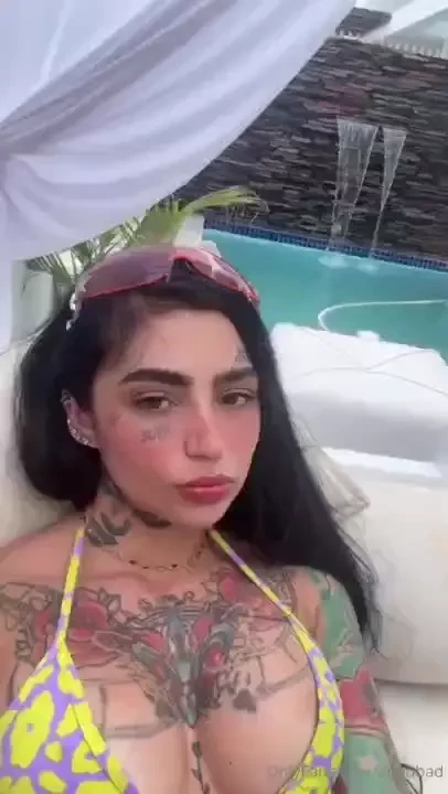 Facciamo ora una hot video call chat me su privato 