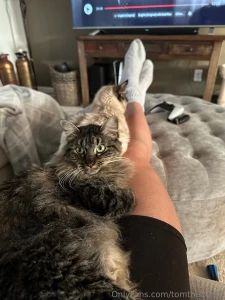 Feeling bored wanna play dm me now