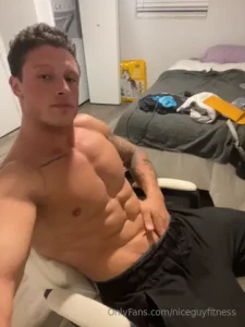 Shitty having to live in the spare room with my ex looking to get my