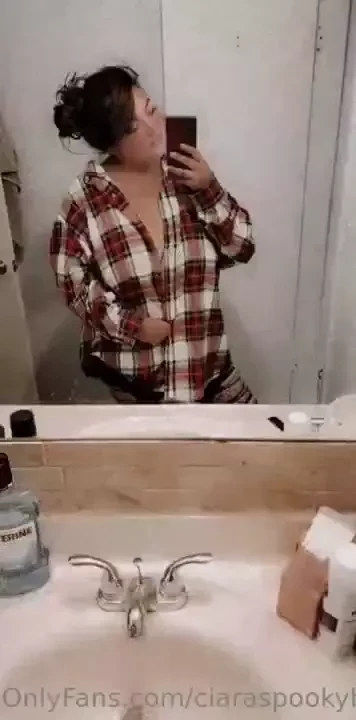 I m feeling like i want to share a little show 