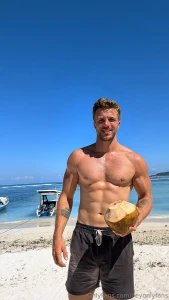Who wants to taste my sweet coconuts