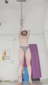 Pole boy