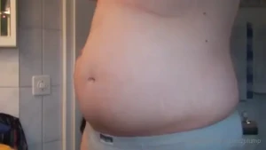 Belly jiggle