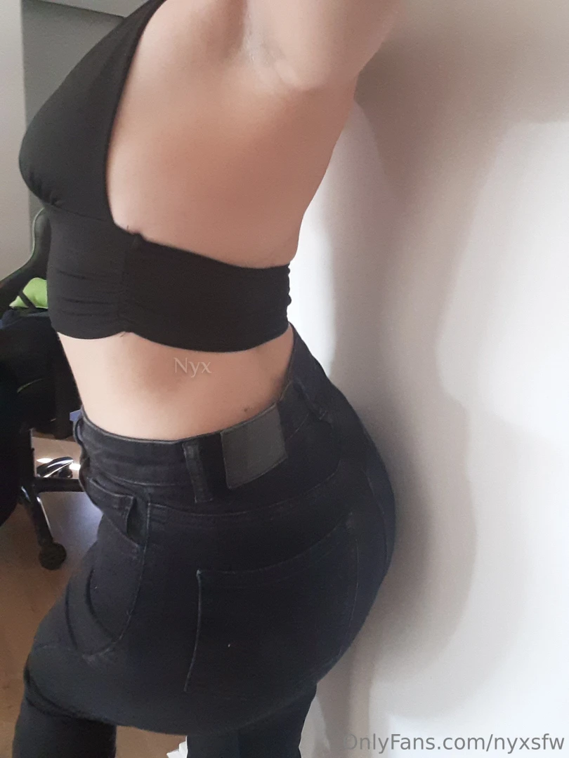 Outfit of the day without my two cardigans on top p at the beginning part 2 