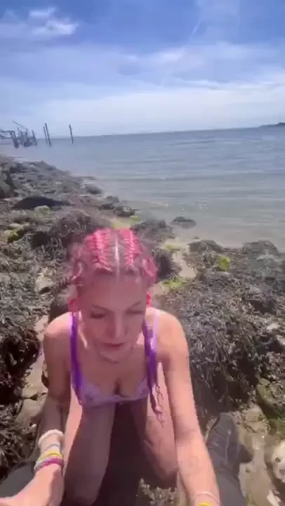 Sucking his bbc by the beach 