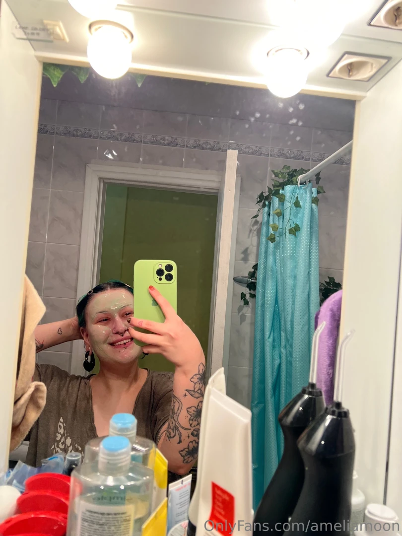 It s self care time i got a new hangers for my tunnels piercing do you 