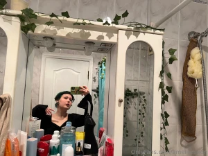 I m in love with this sassy goth eye makeup to be true i usually do my part 3