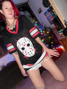 Friday the 13th in december needed some jason pics with christmas tree part 7