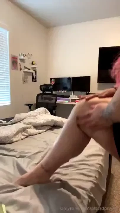 Is this lame or sexy lol lotioning up my freshly shaved legs they re 