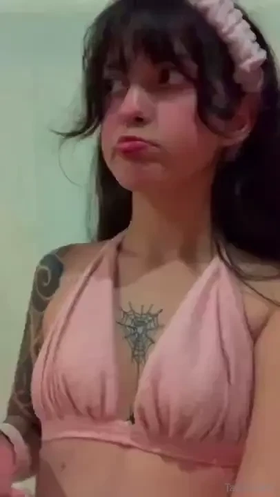 I need a huge cock i m a super hot slut 