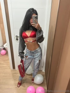 Dove mi porteresti di bello scrivimelo in chat sono stra curiosa